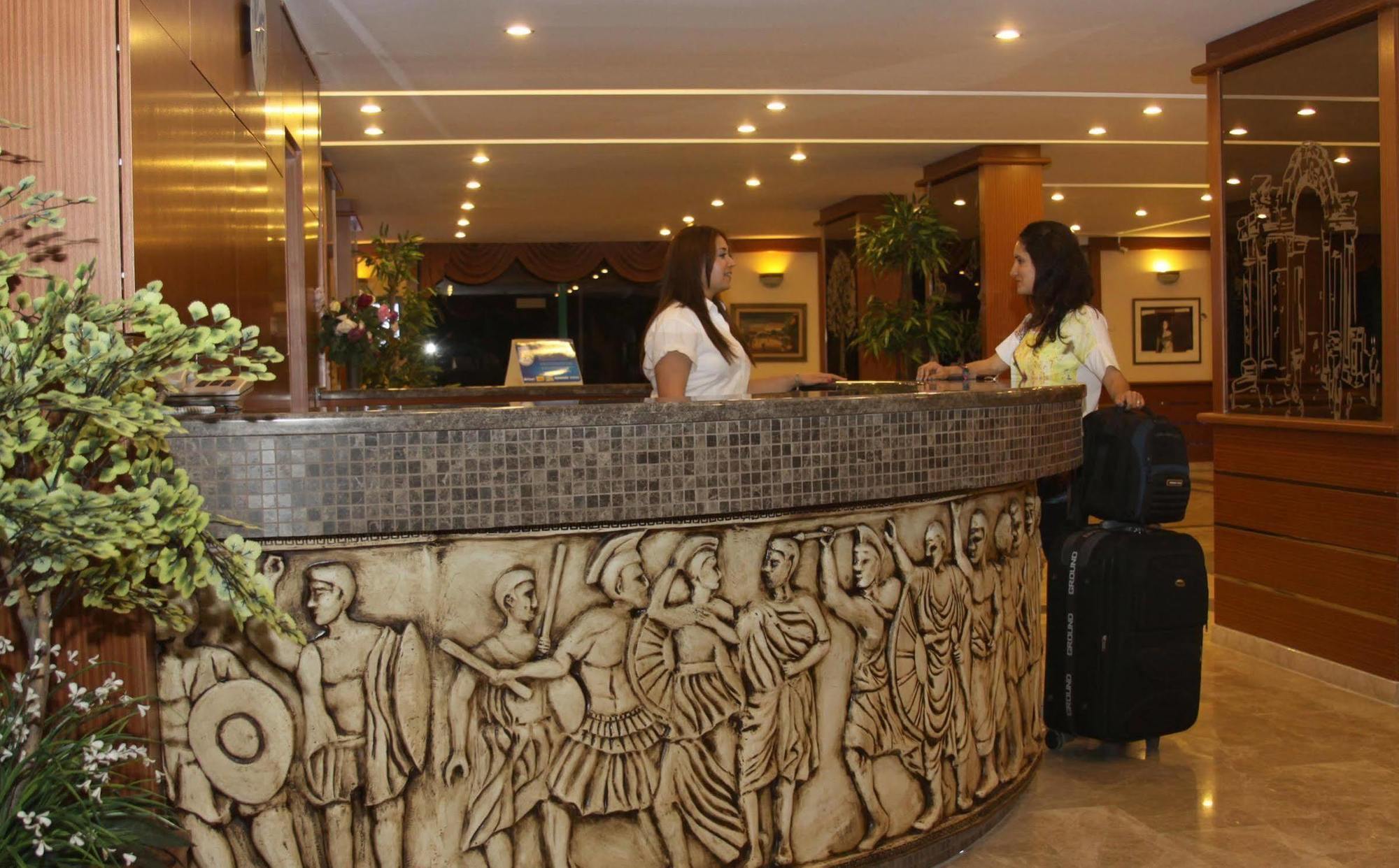 Esra Family Suite Hotel Altınkum Exterior foto